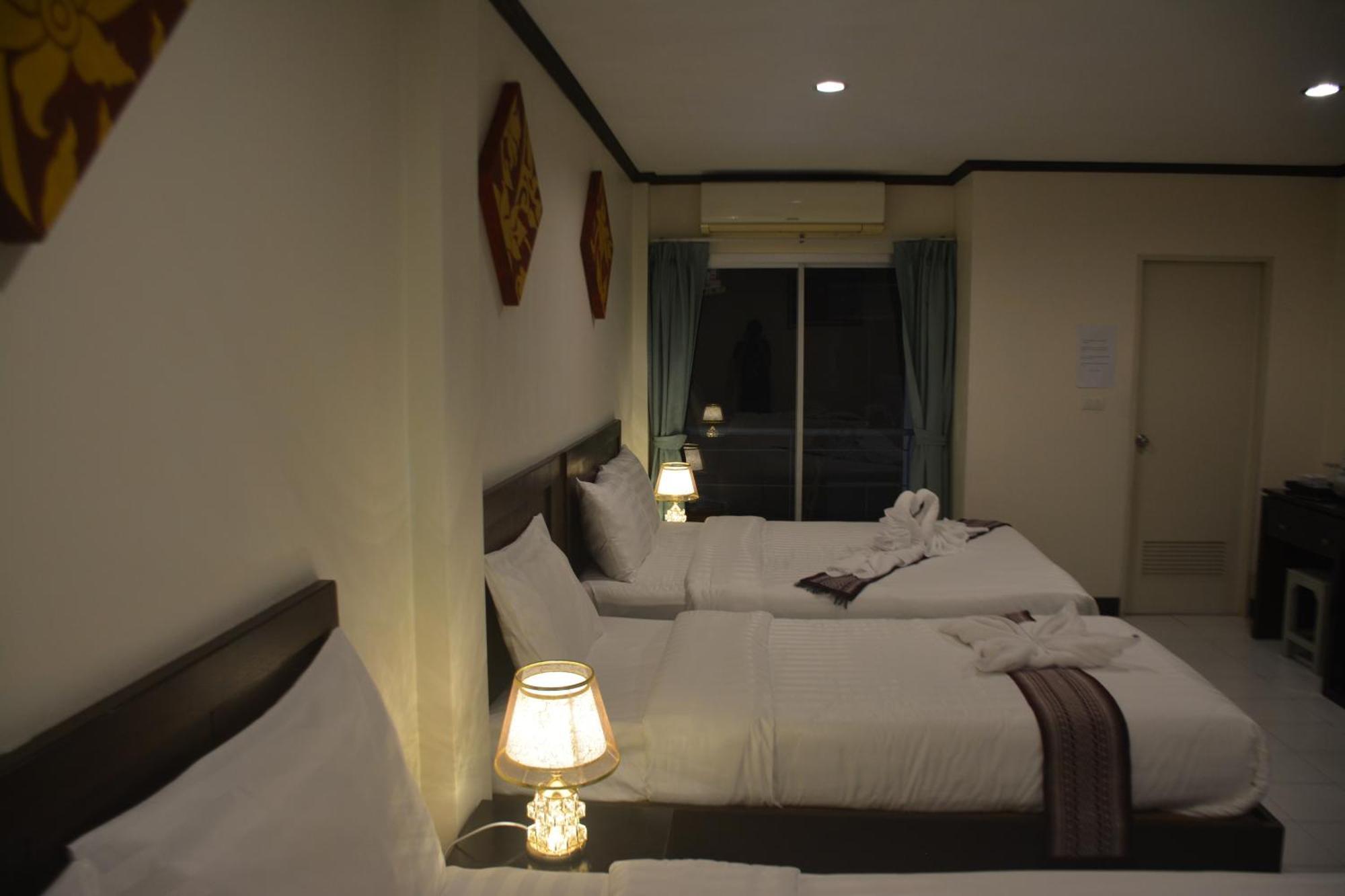 Patong Moon Inn Residence Buitenkant foto